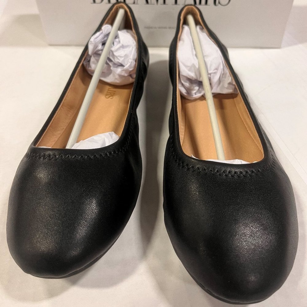 Ballerina Walking Flats W/free CONCEALER BLENDING BRUSH valued at $30+